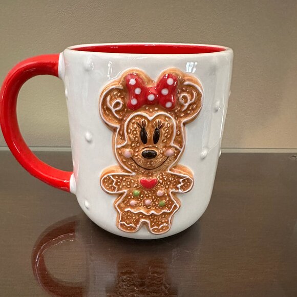 Disney Minnie Gingerbread Mug-Raised Minnie Mouse TWO SIDED Christmas NEW - Picture 1 of 4